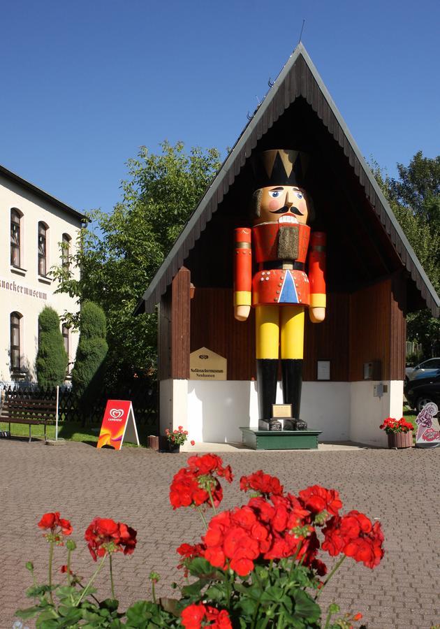 Ferienhaus Erzgebirge "An Der Trebe" Mit Kamin Und Sauna Neuhausen  Exterior photo
